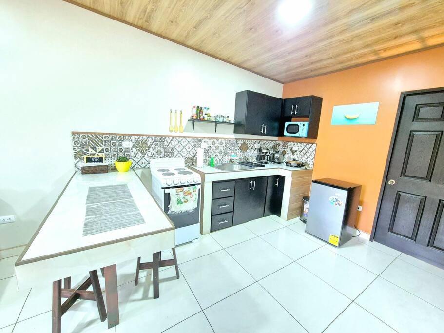 Apartamentos H Gonzalez #7 U #8 Αλαχουέλα Εξωτερικό φωτογραφία